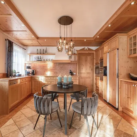Вилла Elegant Near Slopes & Village Санкт-Йоганн